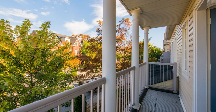 15 Whistle Post Street, Toronto, ON, M4E 3W7 - 30