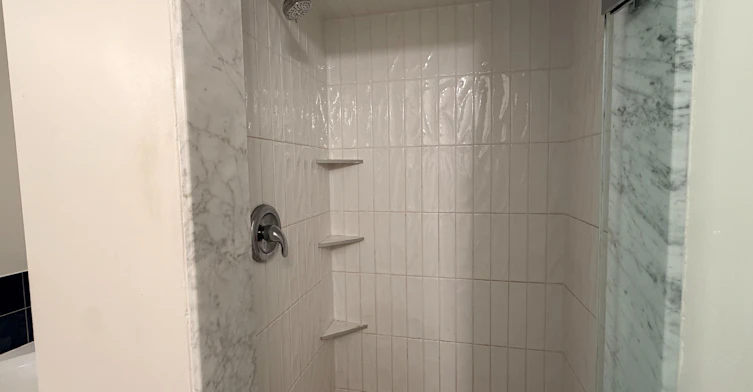 15 Whistle Post Street, Toronto, ON, M4E 3W7 - 17