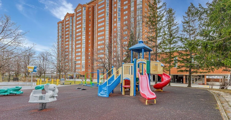 1714-2460 Eglinton Avenue E, Toronto, ON, M1K 5J7 - 30