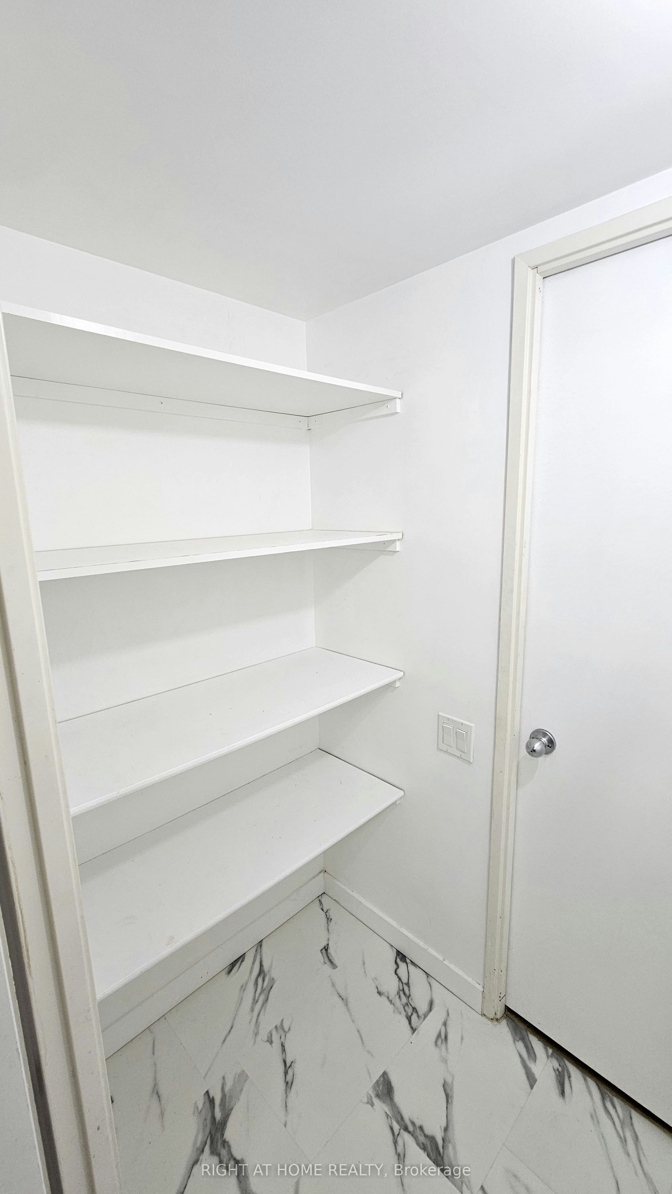 1714-2460 Eglinton Avenue E, Toronto, ON, M1K 5J7 - 22