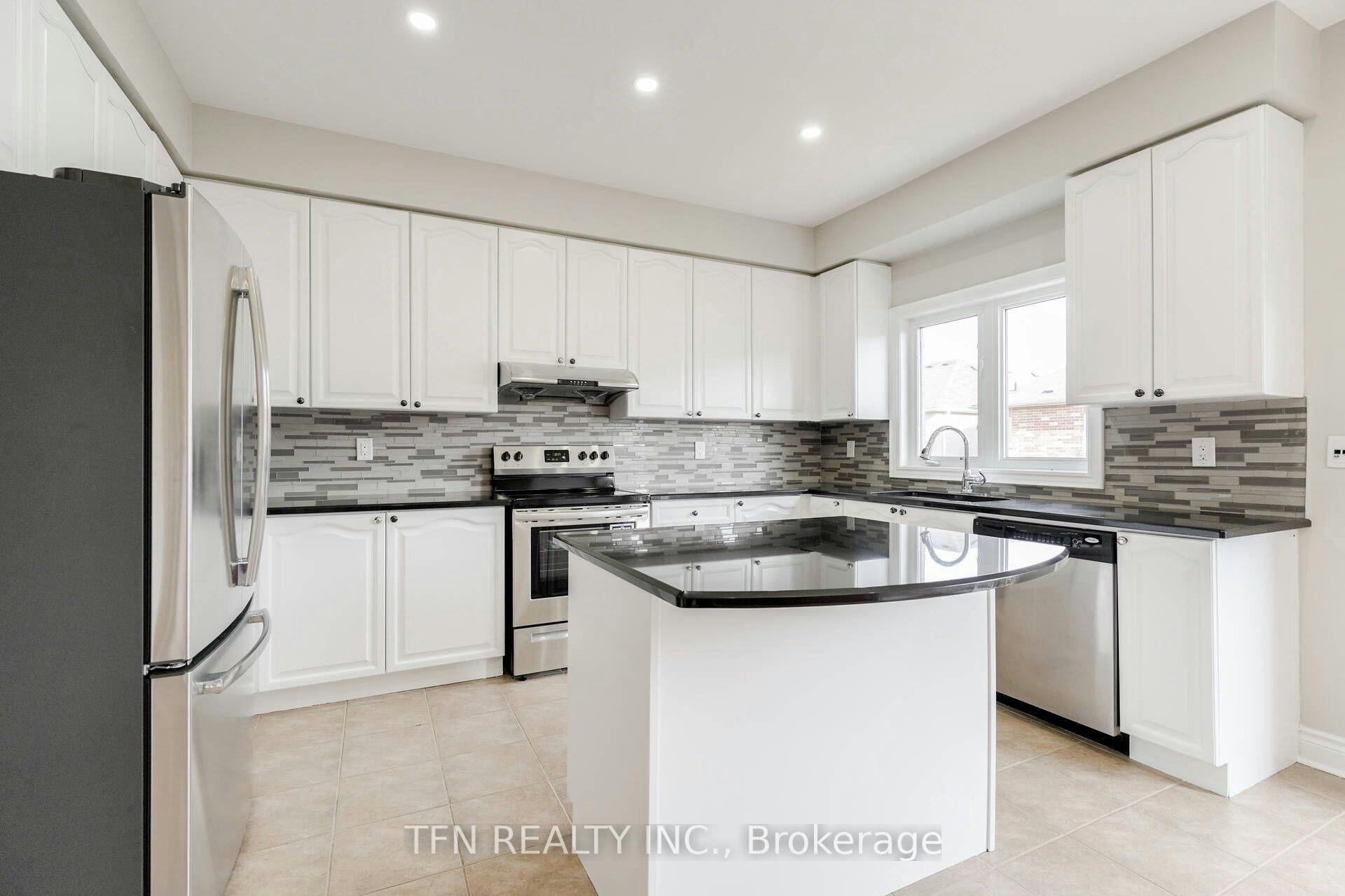 Upper-1648 Pennel Drive, Oshawa, ON, L1K 0K1 - 15