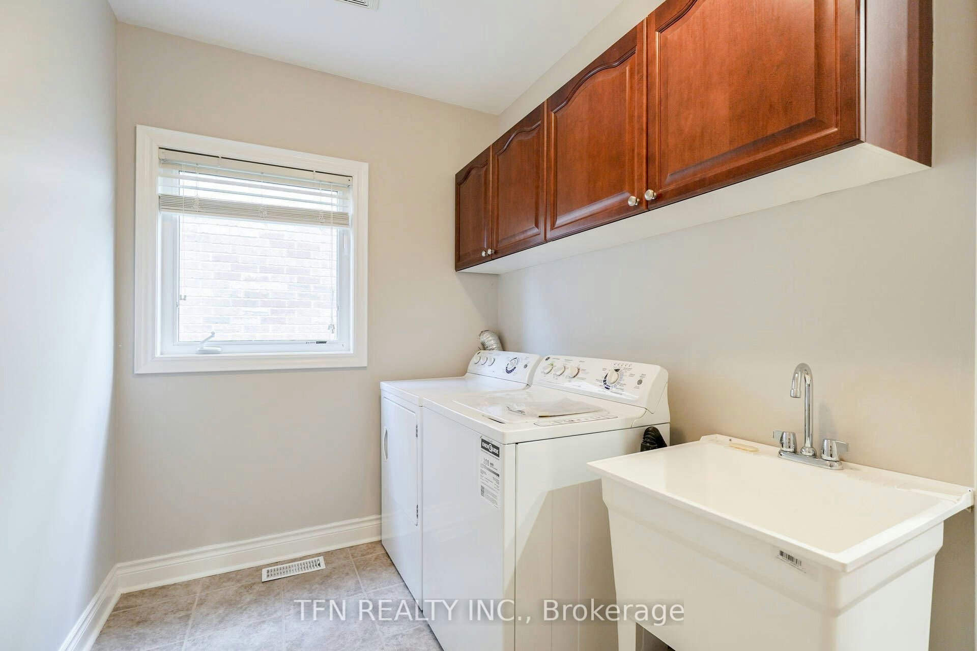 Upper-1648 Pennel Drive, Oshawa, ON, L1K 0K1 - 24