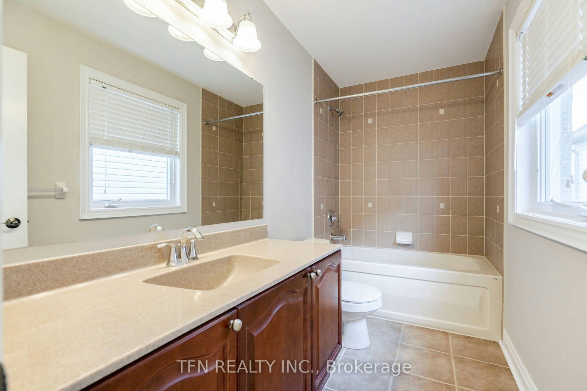 Upper-1648 Pennel Drive, Oshawa, ON, L1K 0K1 - 36