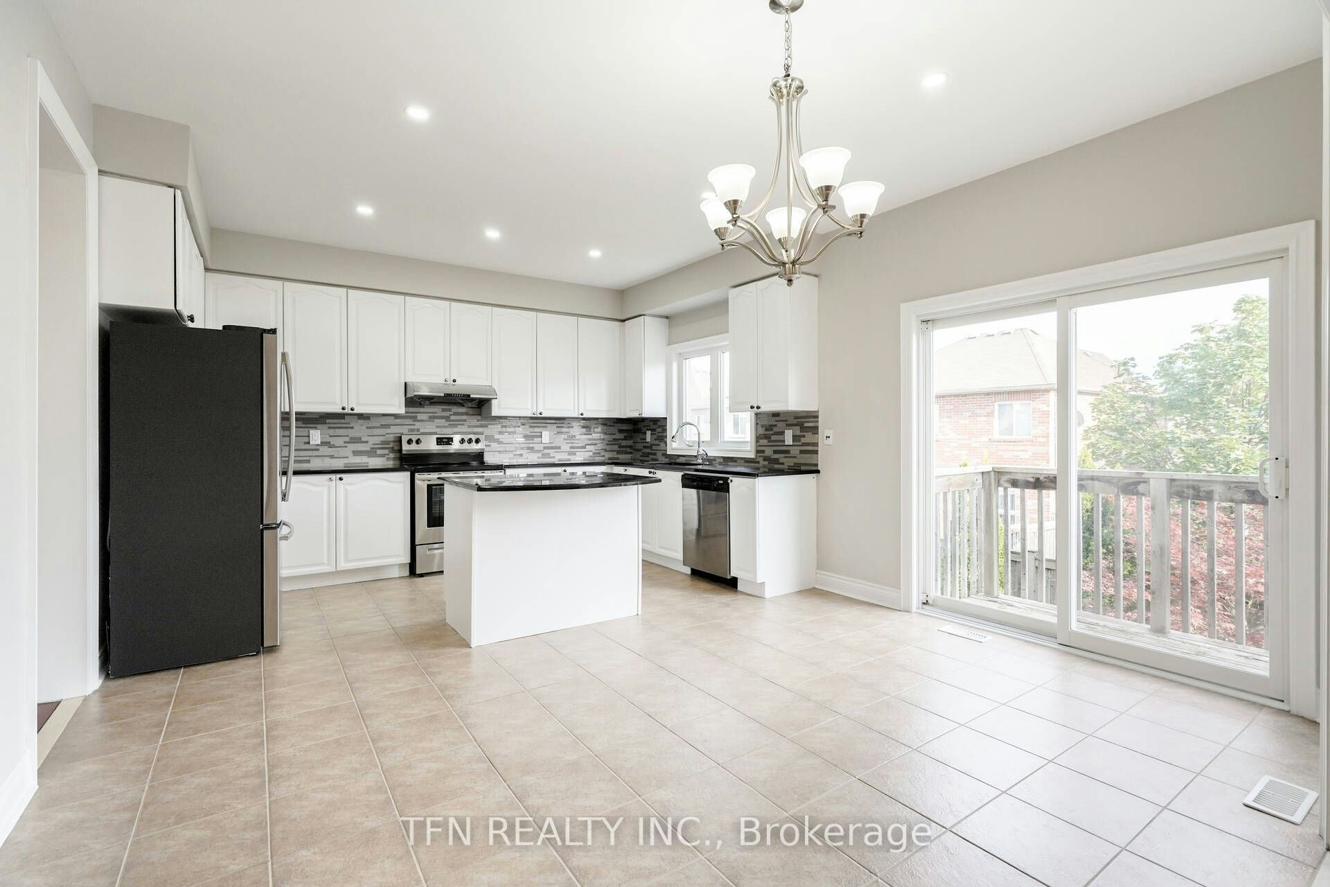 Upper-1648 Pennel Drive, Oshawa, ON, L1K 0K1 - 14