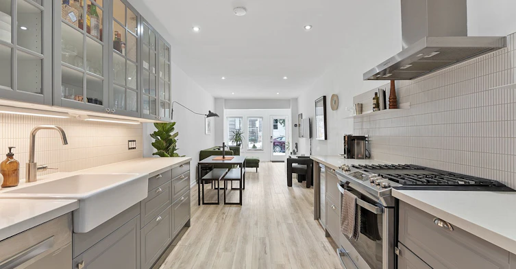28 Minto Street, Toronto, ON, M4L 1B6 - 12