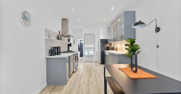 28 Minto Street, Toronto, ON, M4L 1B6 - 6