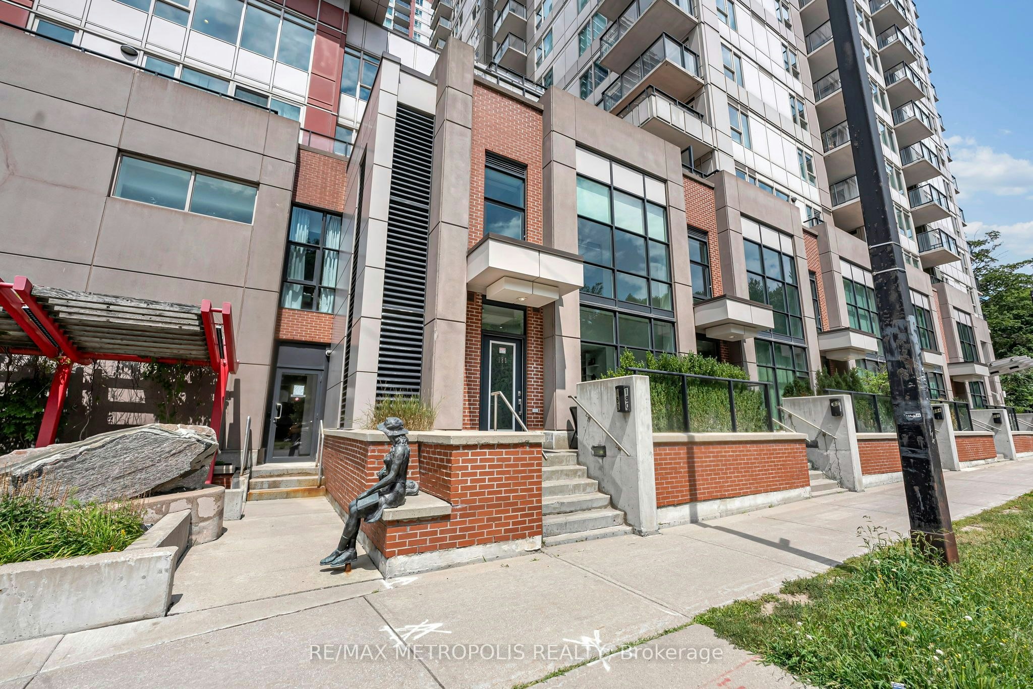 180 Borough Drive, Toronto, ON, M1P 0B5