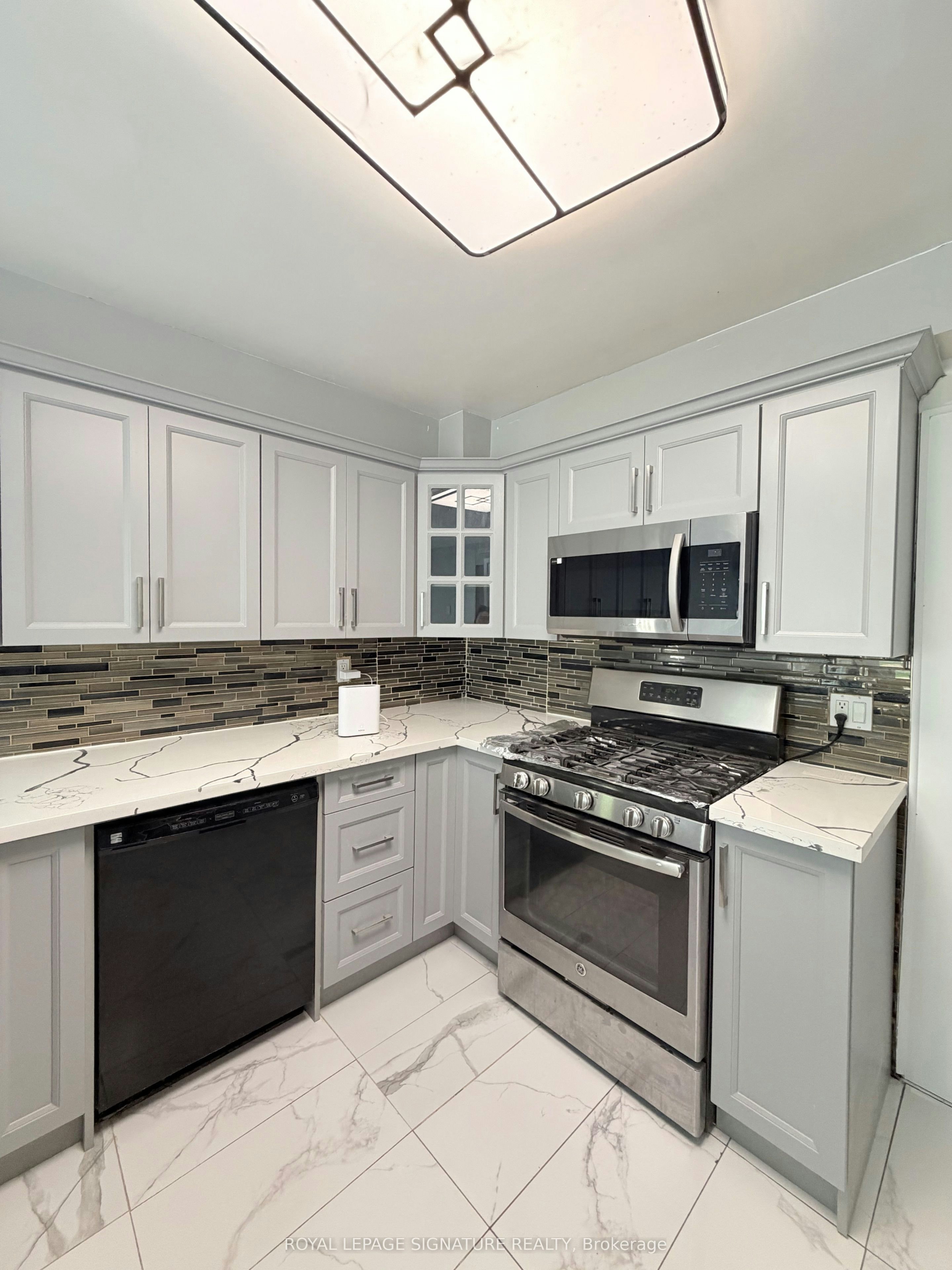 Main-41 Broadbridge Drive, Toronto, ON, M1C 3K5 - 7