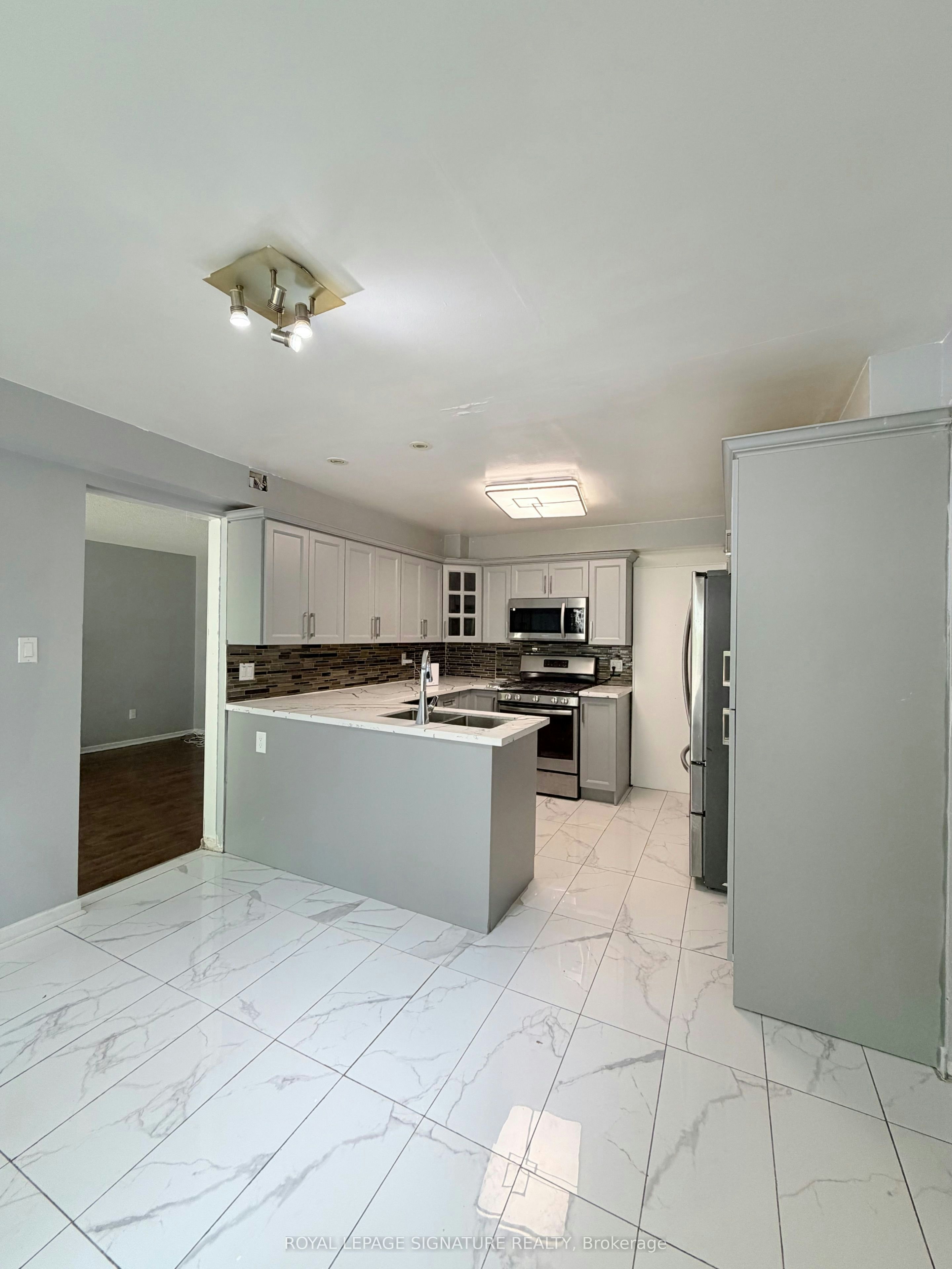 Main-41 Broadbridge Drive, Toronto, ON, M1C 3K5 - 5