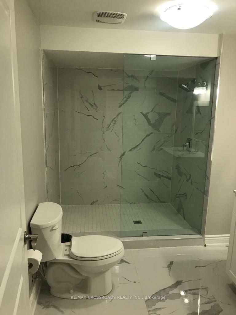 3 Honey Drive, Toronto, ON, M1R 3S3 - 9