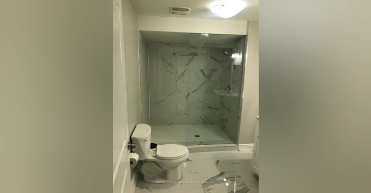 3 Honey Drive, Toronto, ON, M1R 3S3 - 9