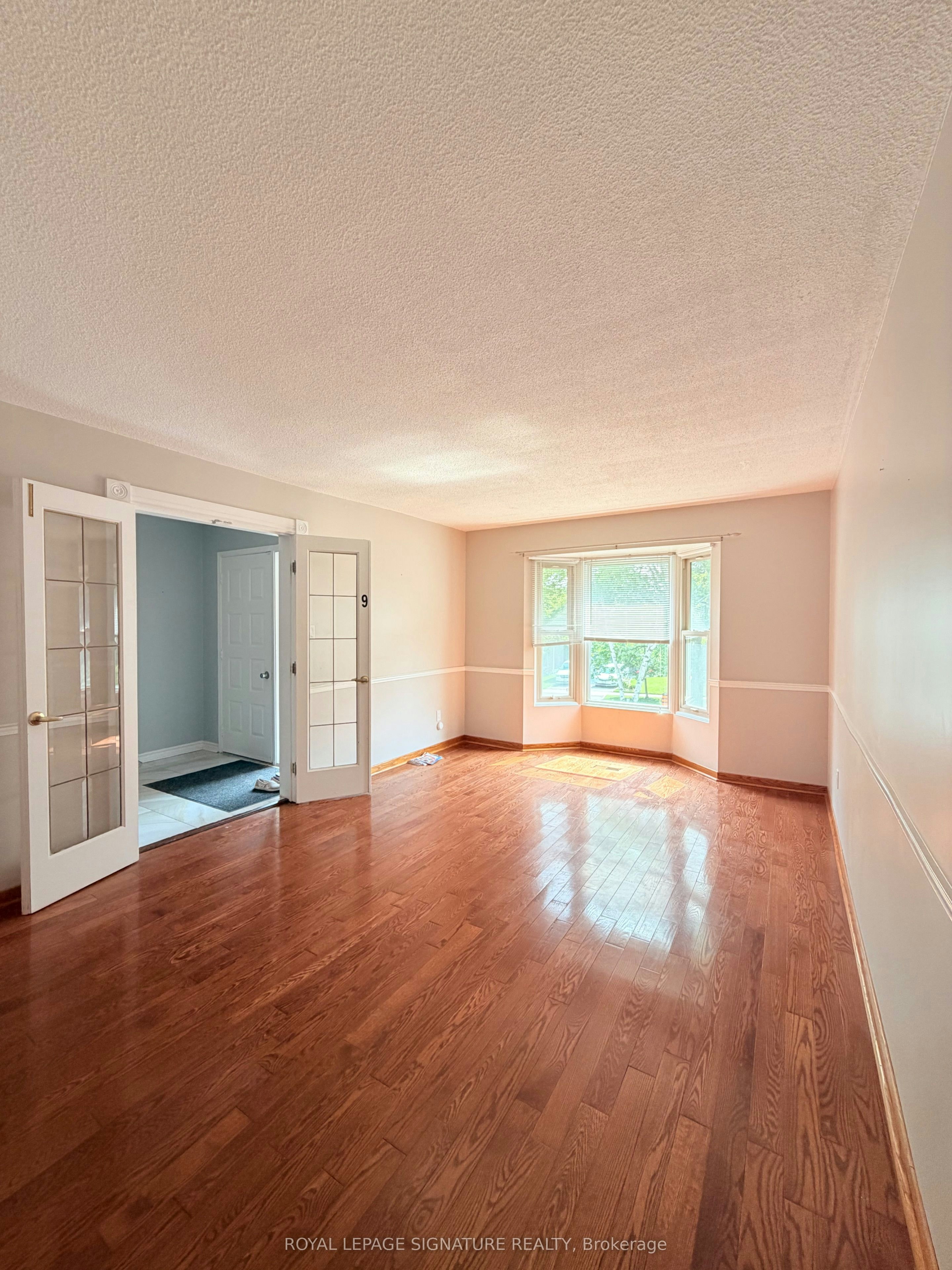 Main and Upper-41 Broadbridge Drive, Toronto, ON, M1C 3K5 - 6