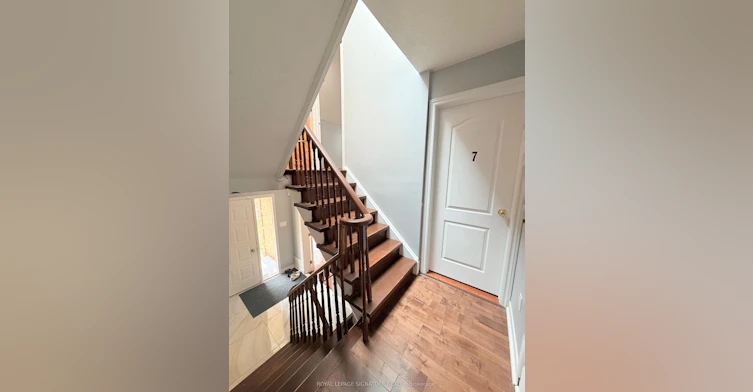 Main and Upper-41 Broadbridge Drive, Toronto, ON, M1C 3K5 - 15