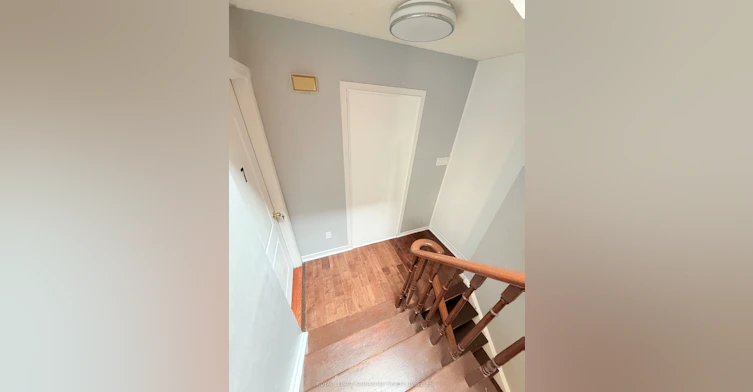 Main and Upper-41 Broadbridge Drive, Toronto, ON, M1C 3K5 - 14