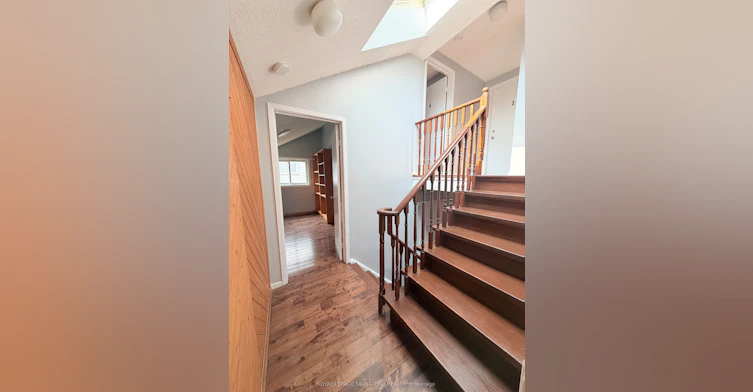 Main and Upper-41 Broadbridge Drive, Toronto, ON, M1C 3K5 - 18