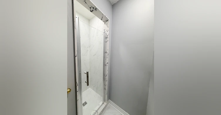 Main and Upper-41 Broadbridge Drive, Toronto, ON, M1C 3K5 - 10