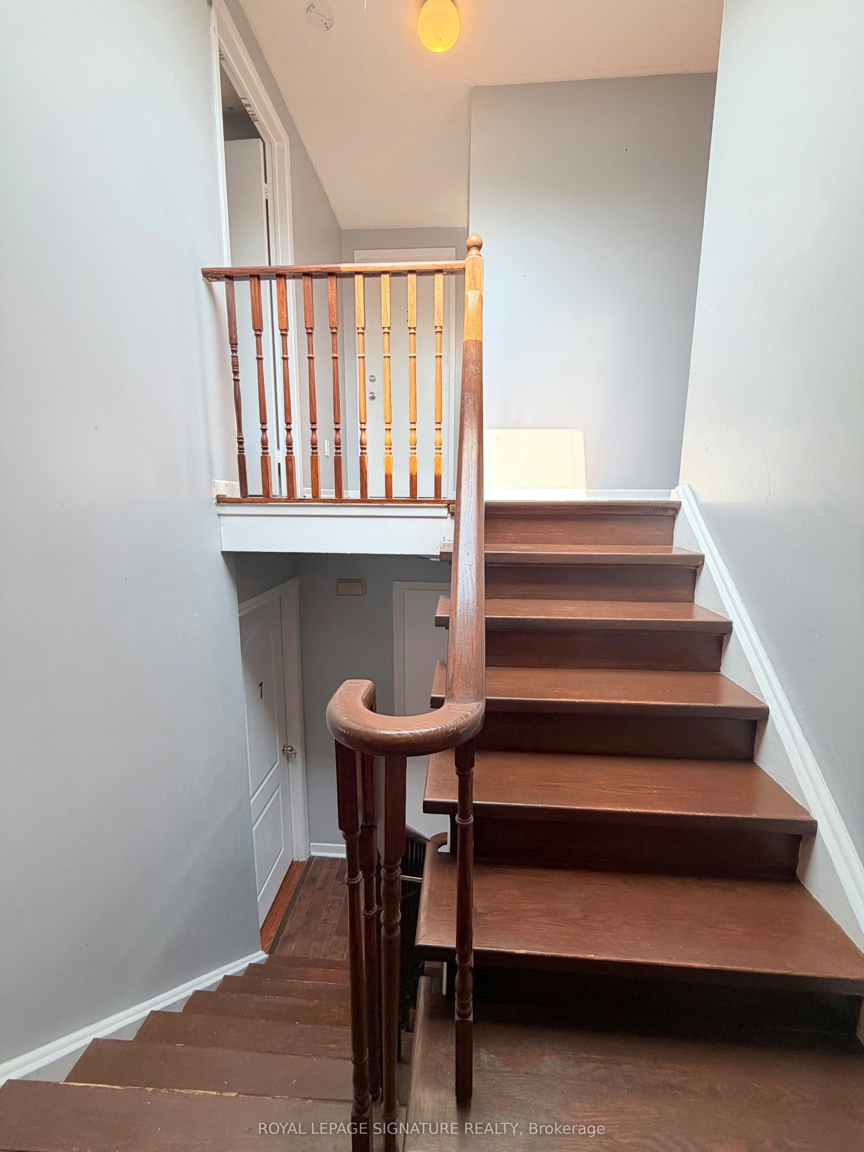 Main and Upper-41 Broadbridge Drive, Toronto, ON, M1C 3K5 - 19