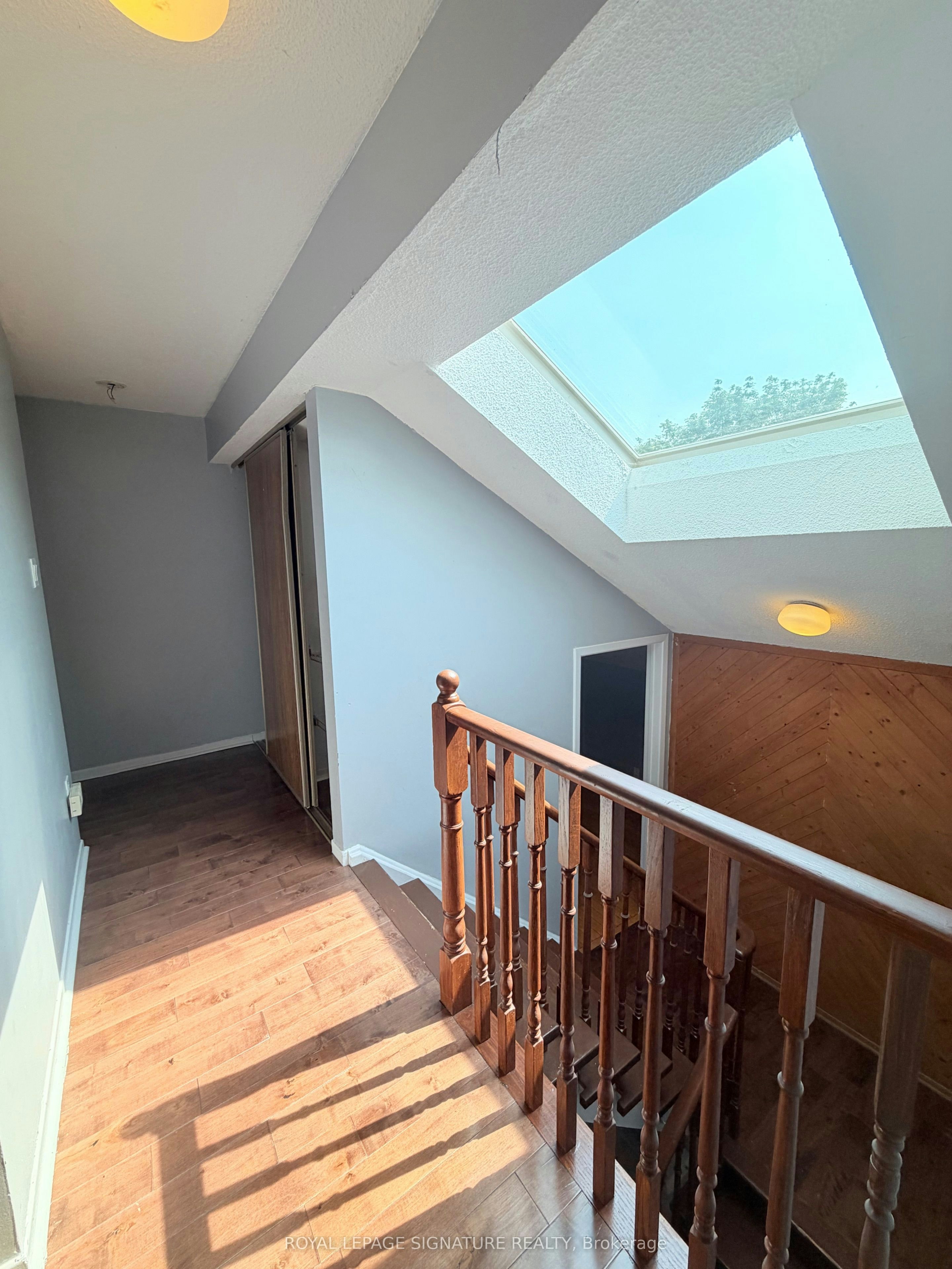 Main and Upper-41 Broadbridge Drive, Toronto, ON, M1C 3K5 - 20
