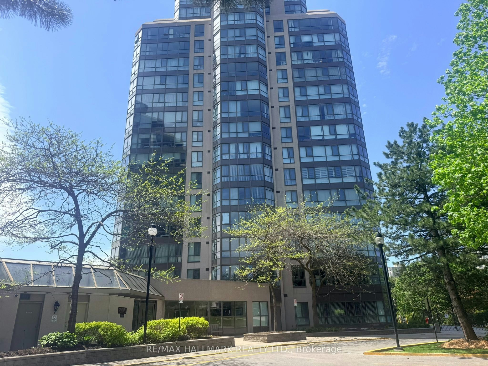 1105-3231 Eglinton Avenue E, Toronto, ON, M1J 3N5
