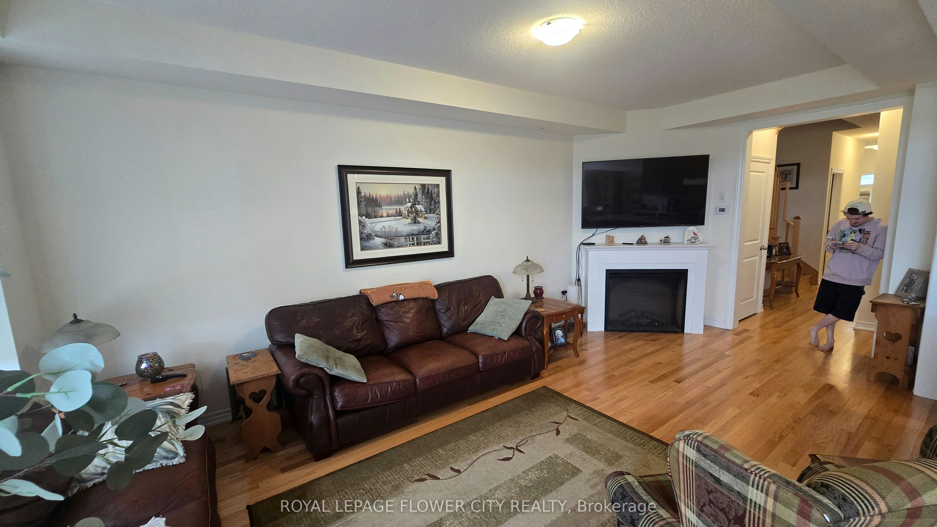 1241 Rexton Drive, Oshawa, ON, L1L 0T3 - 5