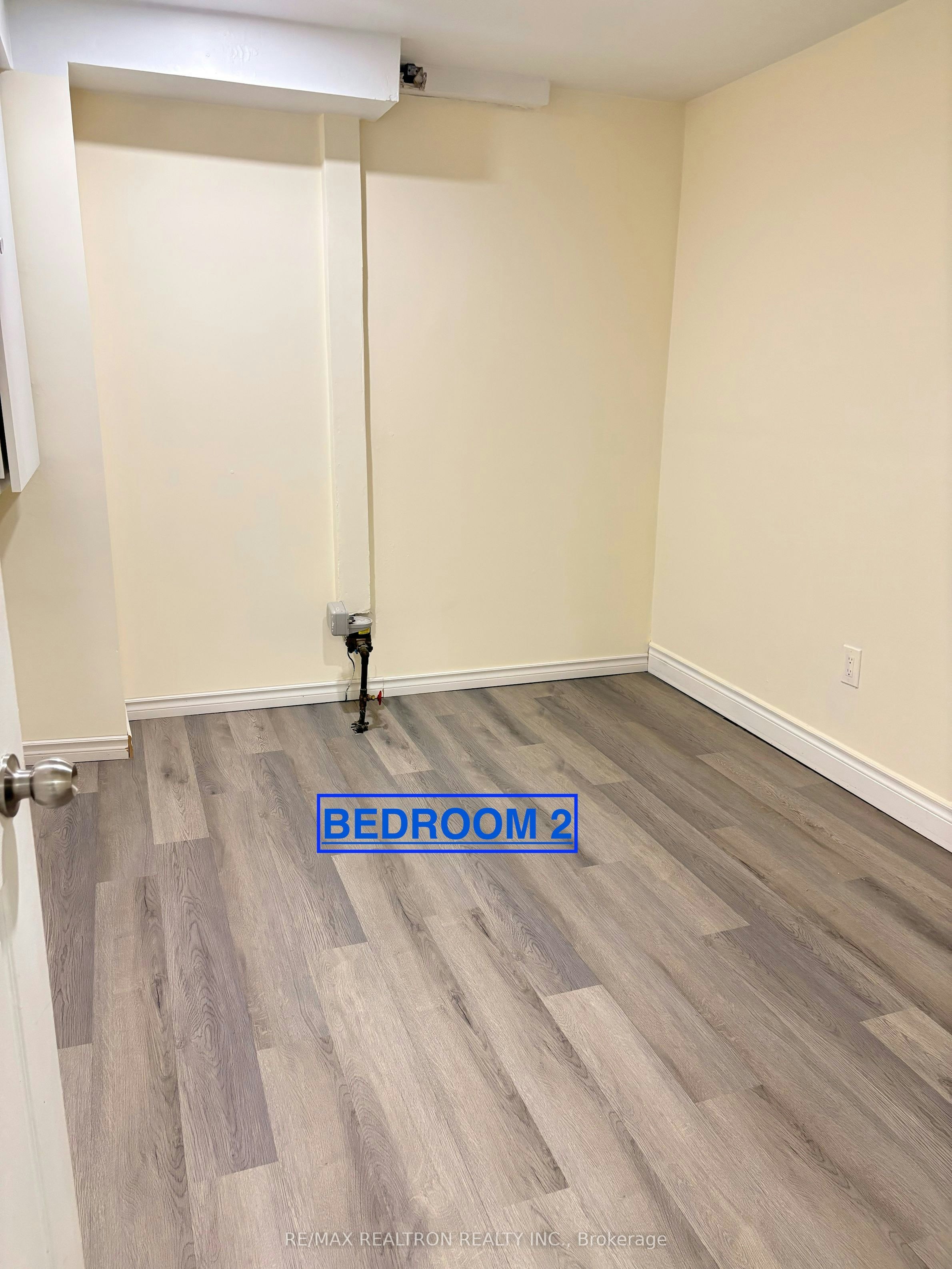 Bsmt-39 Epps Crescent, Ajax, ON, L1Z 1G2 - 4