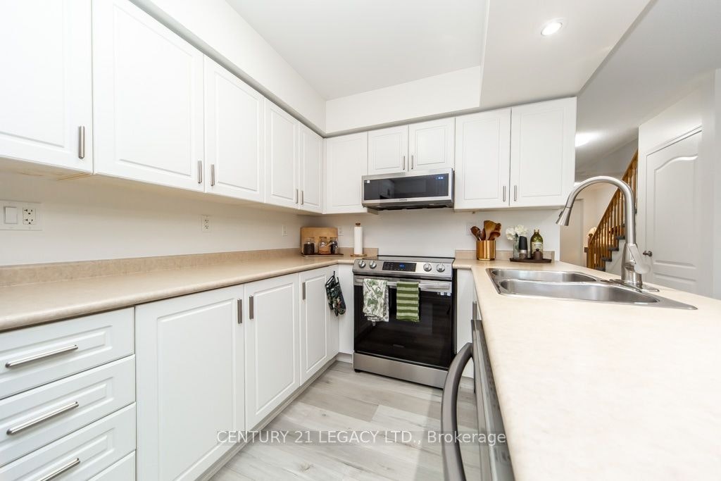 44 Tincomb Crescent, Whitby, ON, L1R 2Y6 - 15