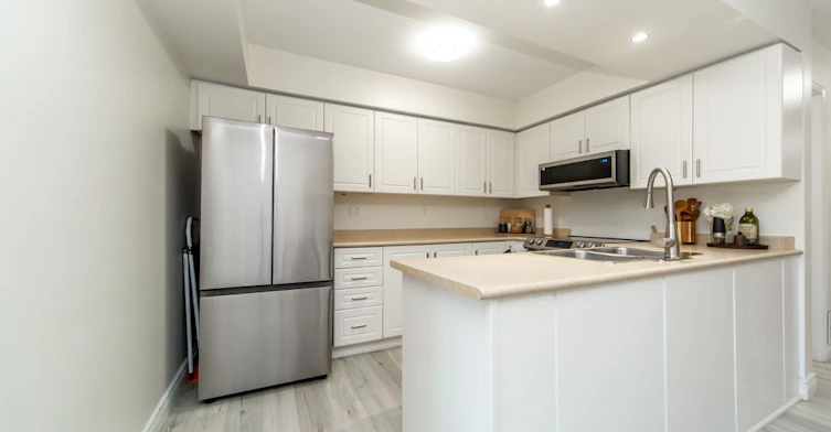 44 Tincomb Crescent, Whitby, ON, L1R 2Y6 - 13
