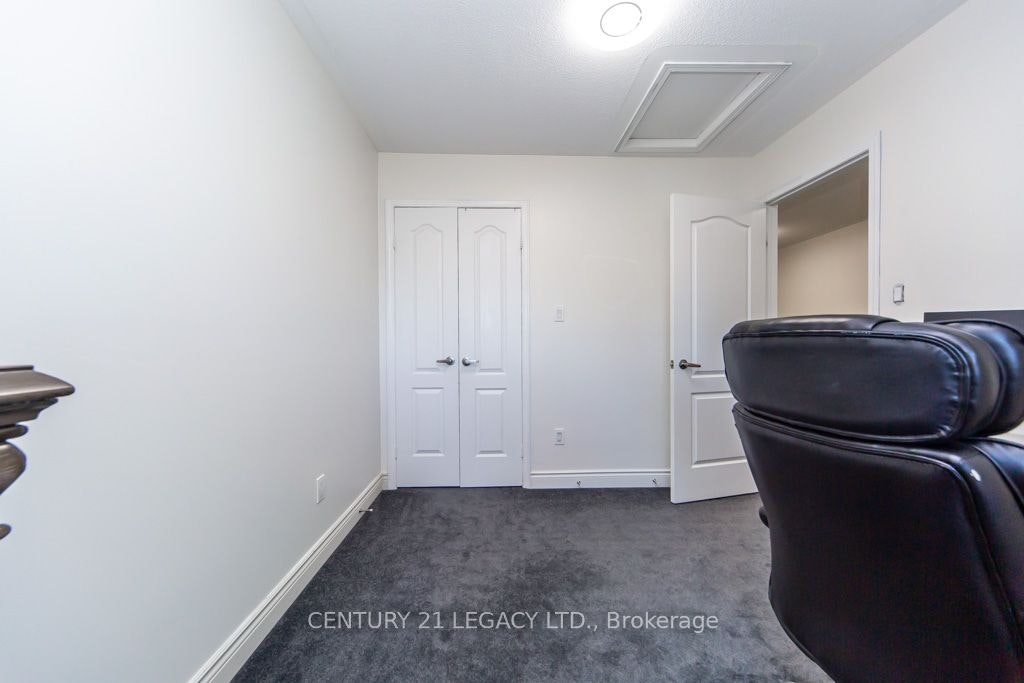 44 Tincomb Crescent, Whitby, ON, L1R 2Y6 - 31