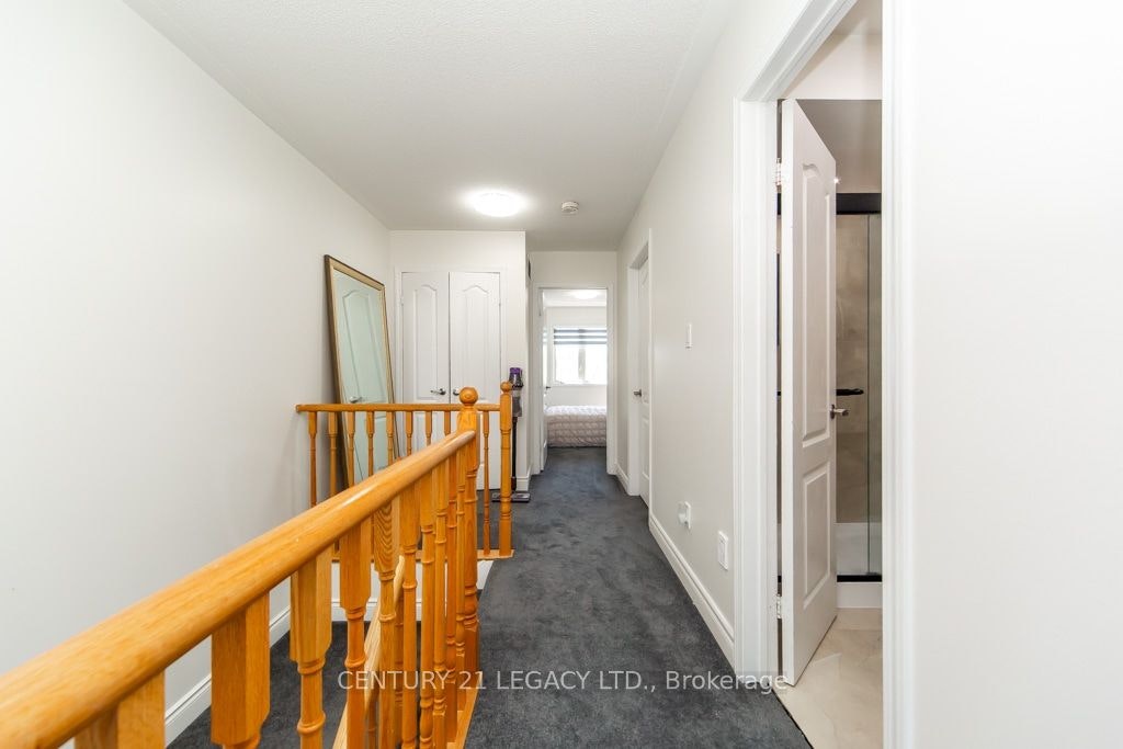 44 Tincomb Crescent, Whitby, ON, L1R 2Y6 - 19