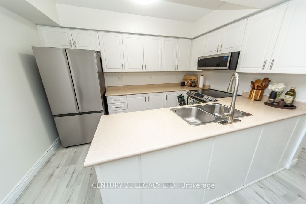 44 Tincomb Crescent, Whitby, ON, L1R 2Y6 - 14