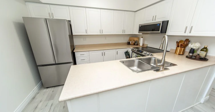 44 Tincomb Crescent, Whitby, ON, L1R 2Y6 - 14