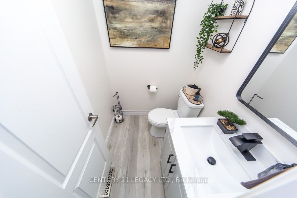 44 Tincomb Crescent, Whitby, ON, L1R 2Y6 - 18
