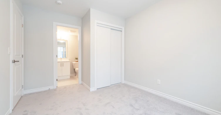 1028 Dyas Avenue, Oshawa, ON, L1H 8L7 - 4
