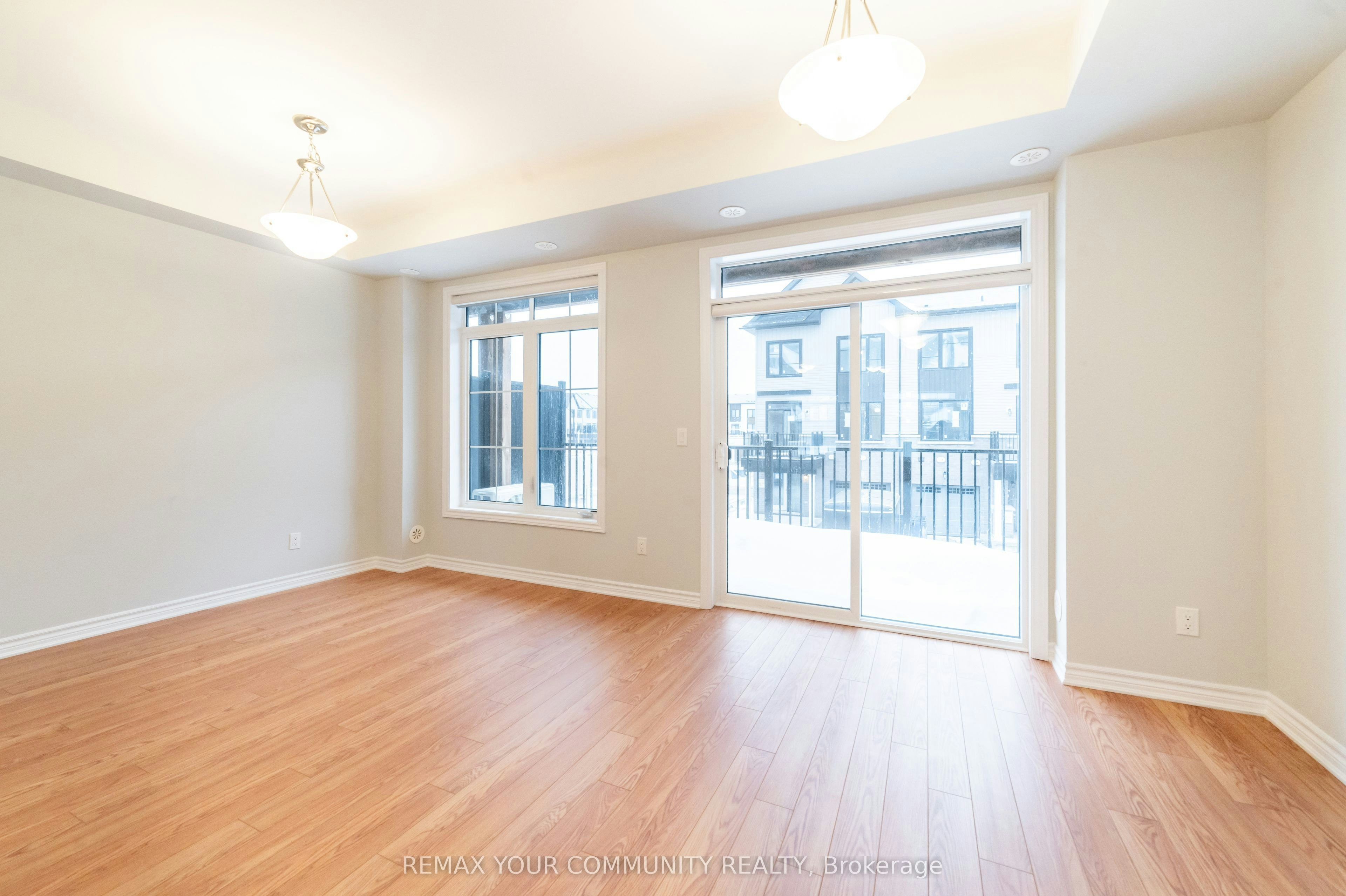1028 Dyas Avenue, Oshawa, ON, L1H 8L7 - 10