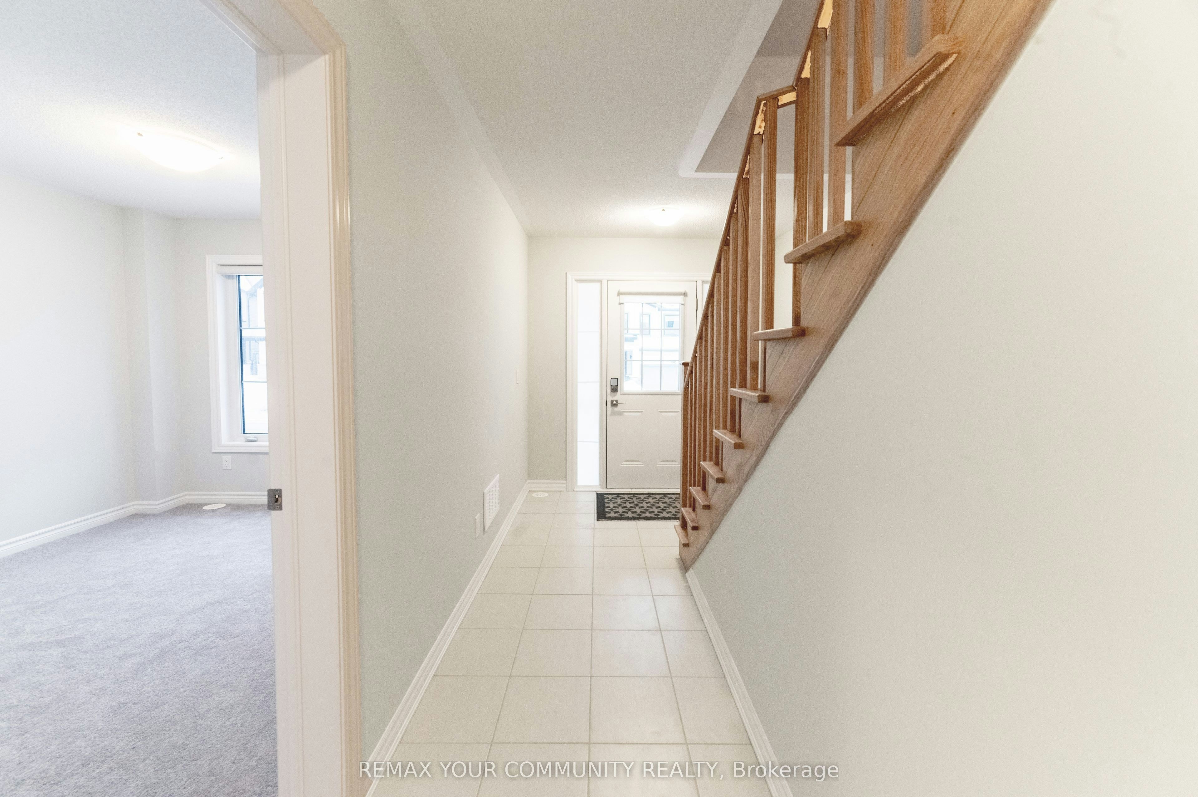 1028 Dyas Avenue, Oshawa, ON, L1H 8L7 - 2