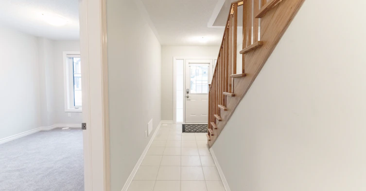 1028 Dyas Avenue, Oshawa, ON, L1H 8L7 - 2