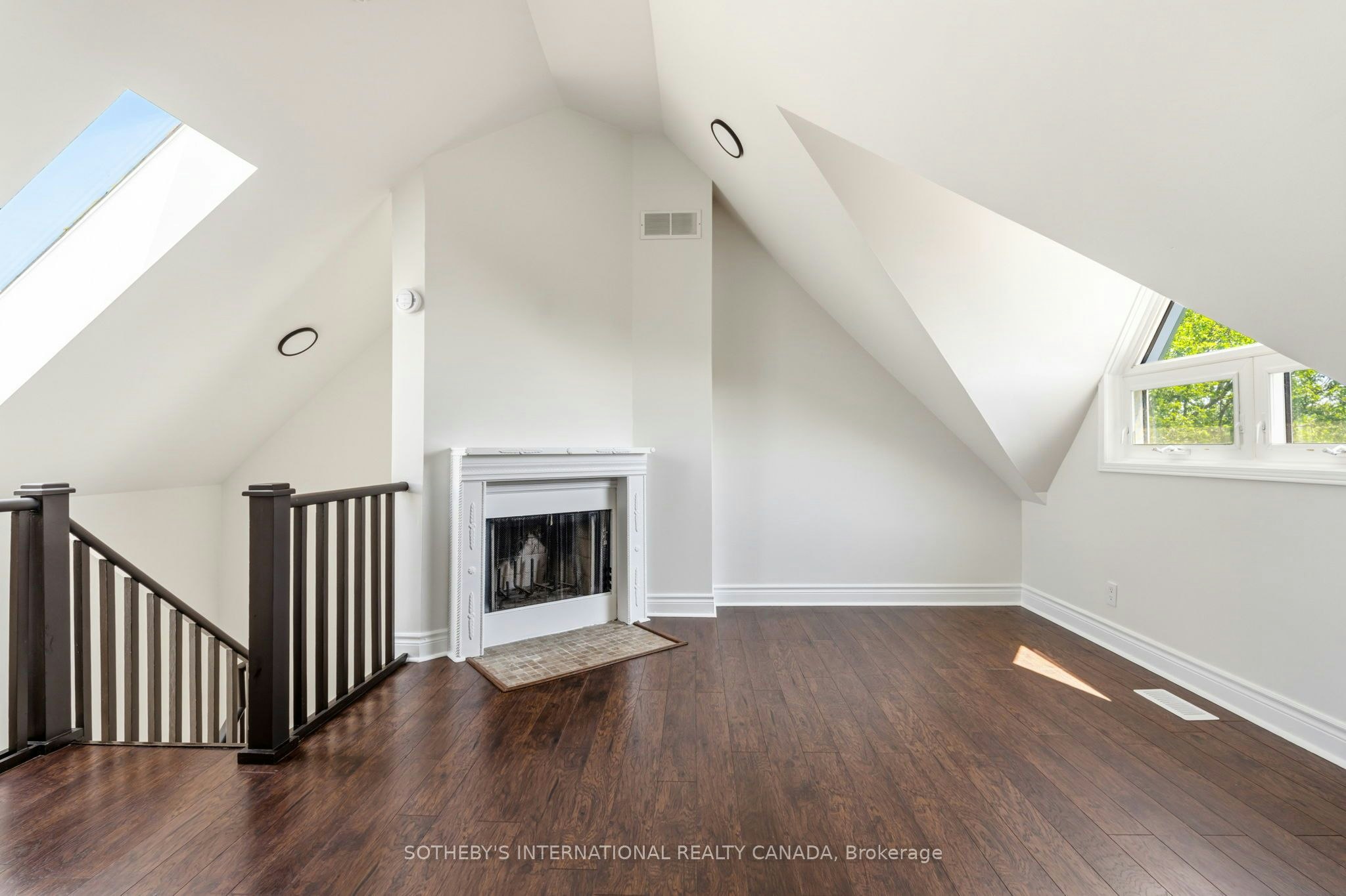 210-101 Hammersmith Avenue, Toronto, ON, M4E 2W3 - 28