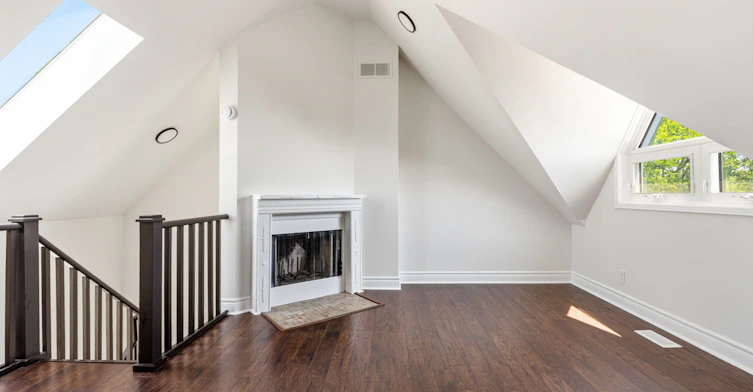 210-101 Hammersmith Avenue, Toronto, ON, M4E 2W3 - 28