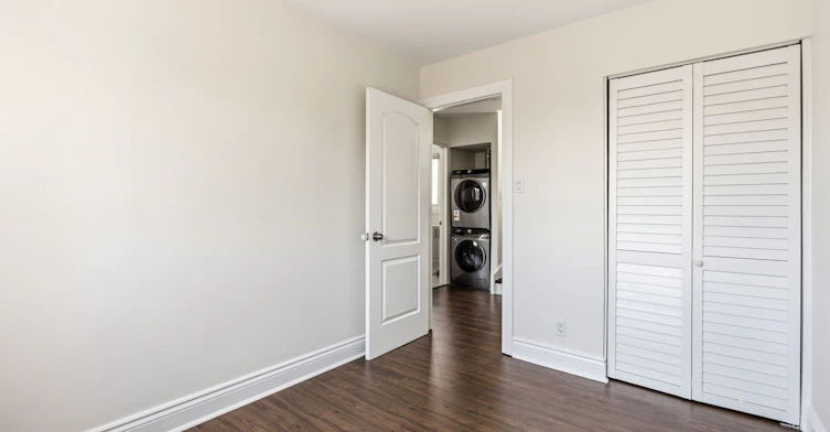 210-101 Hammersmith Avenue, Toronto, ON, M4E 2W3 - 18