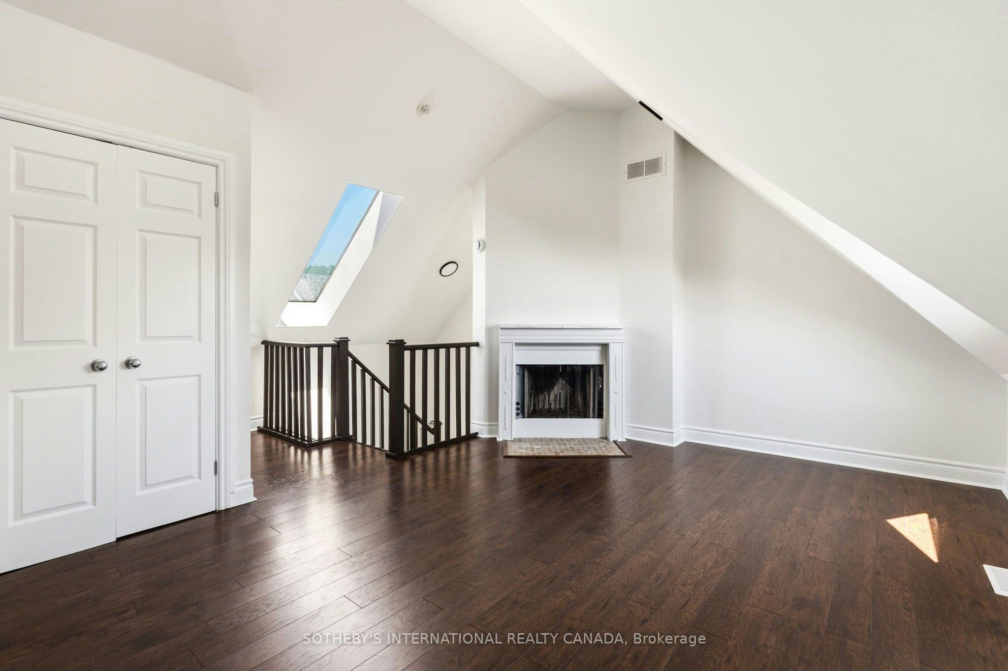 210-101 Hammersmith Avenue, Toronto, ON, M4E 2W3 - 27