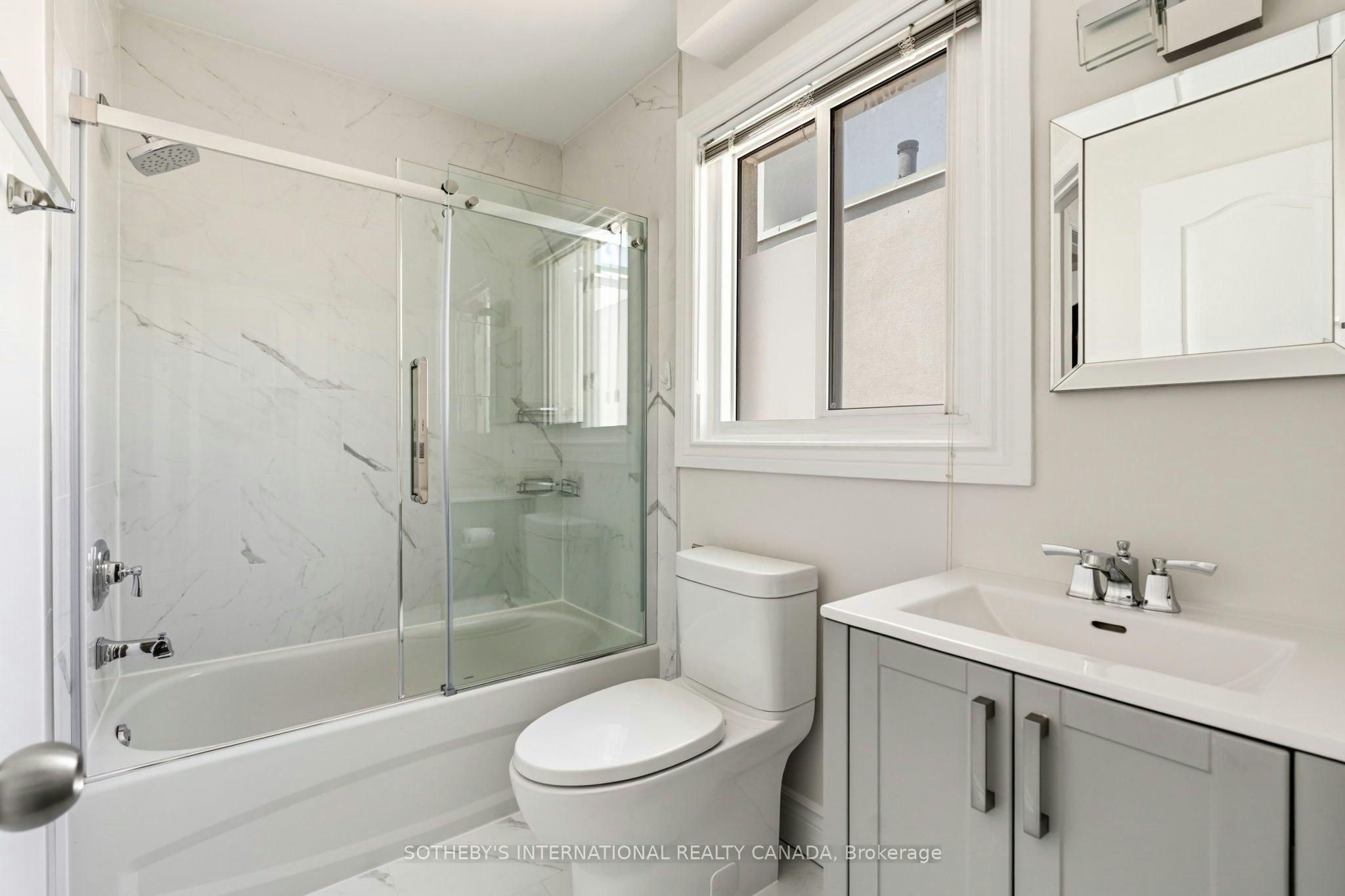 210-101 Hammersmith Avenue, Toronto, ON, M4E 2W3 - 23