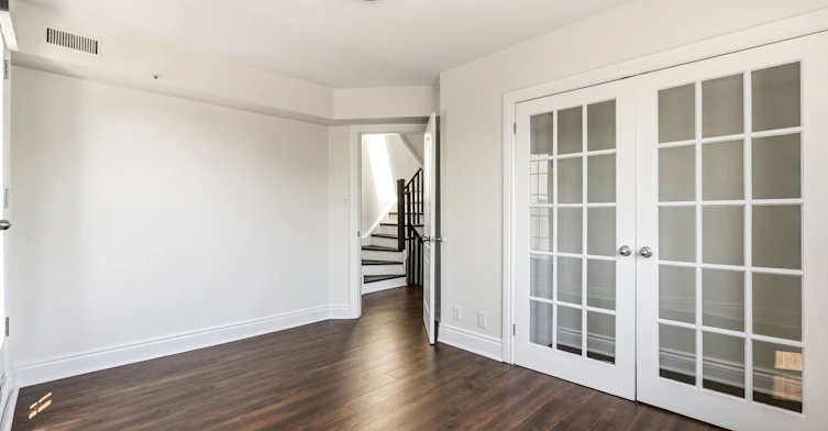 210-101 Hammersmith Avenue, Toronto, ON, M4E 2W3 - 20