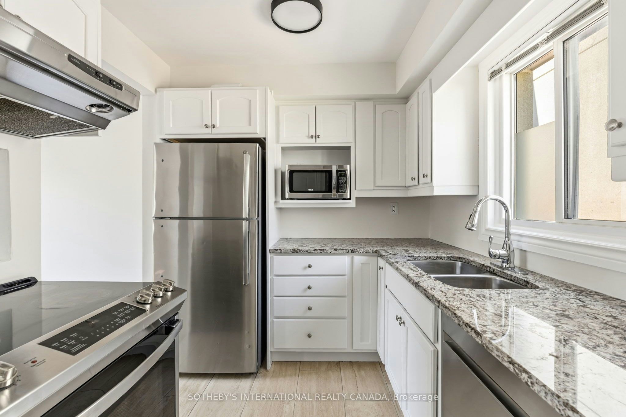 210-101 Hammersmith Avenue, Toronto, ON, M4E 2W3 - 4