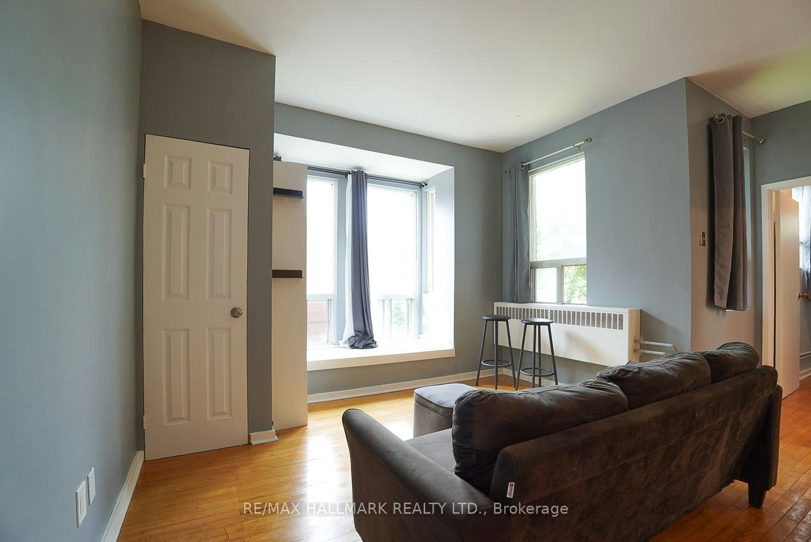 3-1432 Queen Street E, Toronto, ON, M4L 1E1 - 2