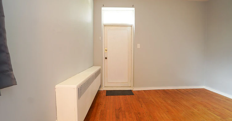 3-1432 Queen Street E, Toronto, ON, M4L 1E1 - 5