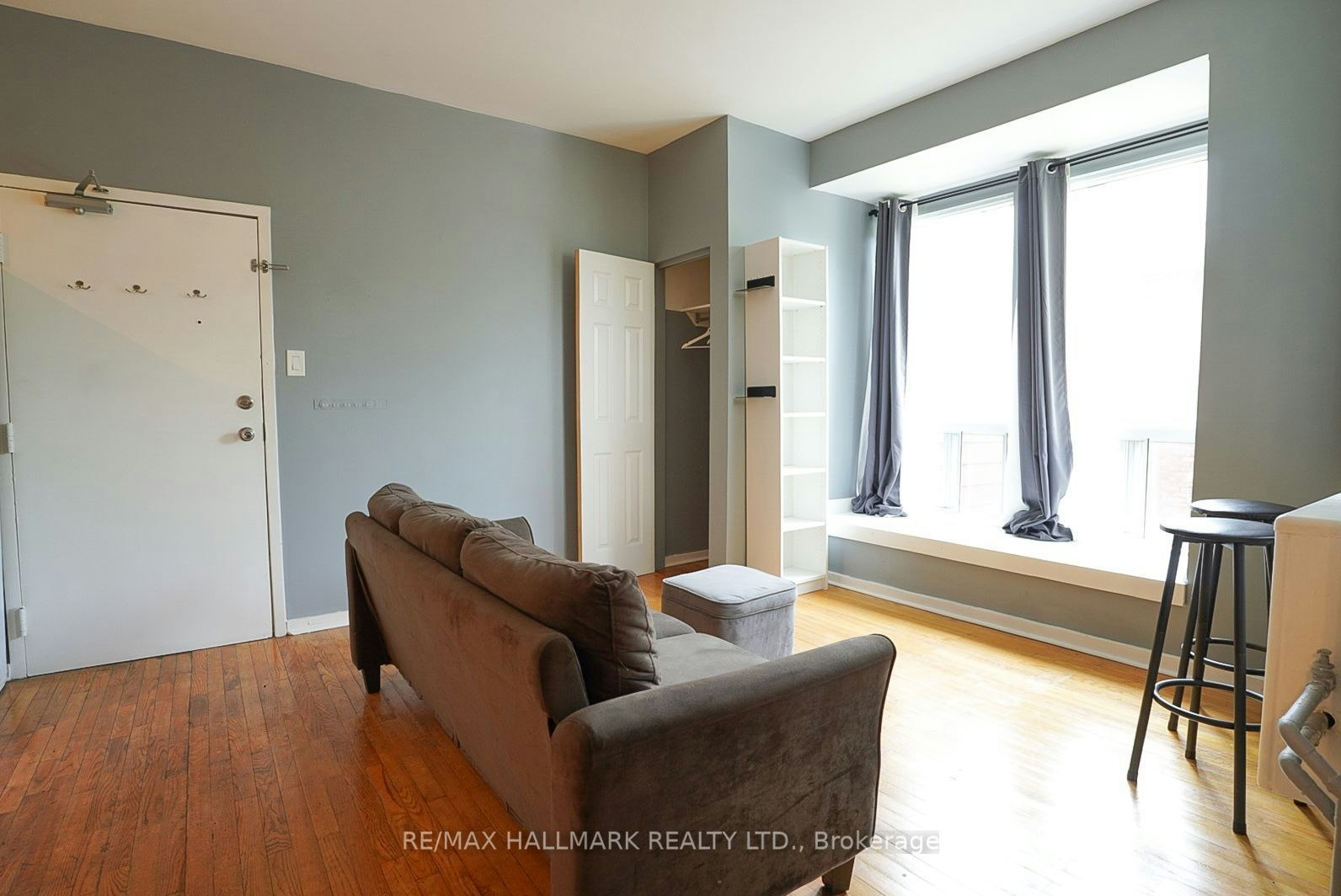 3-1432 Queen Street E, Toronto, ON, M4L 1E1 - 3