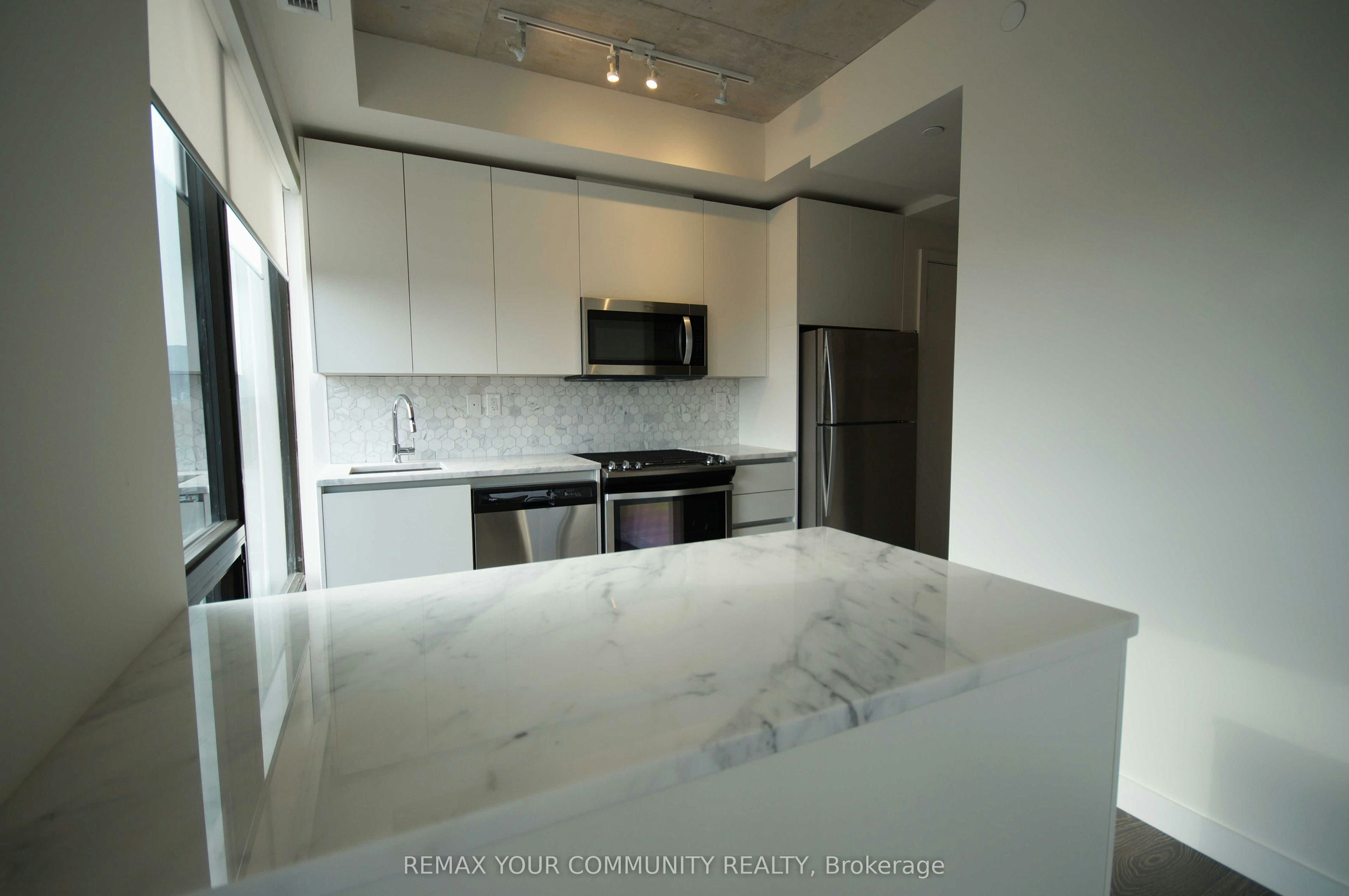 723-246 Logan Avenue, Toronto, ON, M4M 0E9 - 2