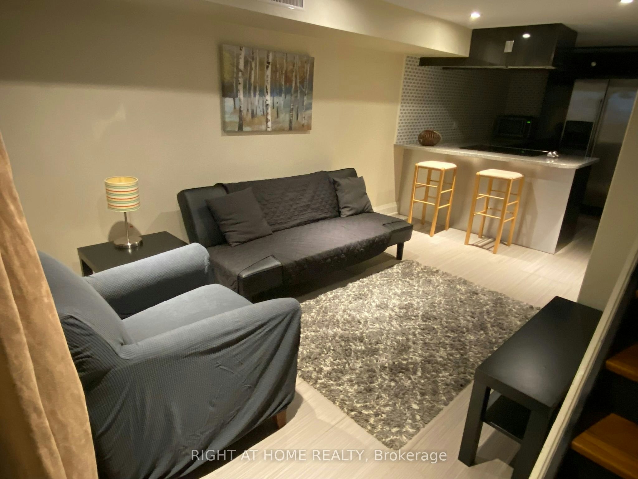 Rear-1547 Kingston Road, Toronto, ON, M1N 1R9 - 4