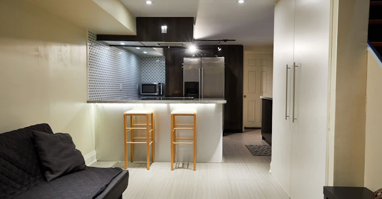 Rear-1547 Kingston Road, Toronto, ON, M1N 1R9 - 2