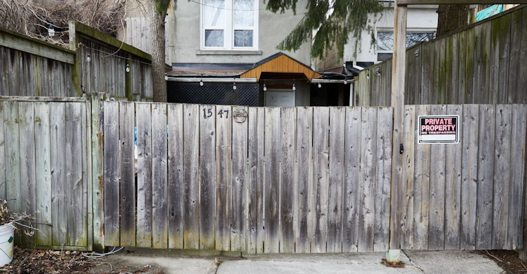 Rear-1547 Kingston Road, Toronto, ON, M1N 1R9 - 15